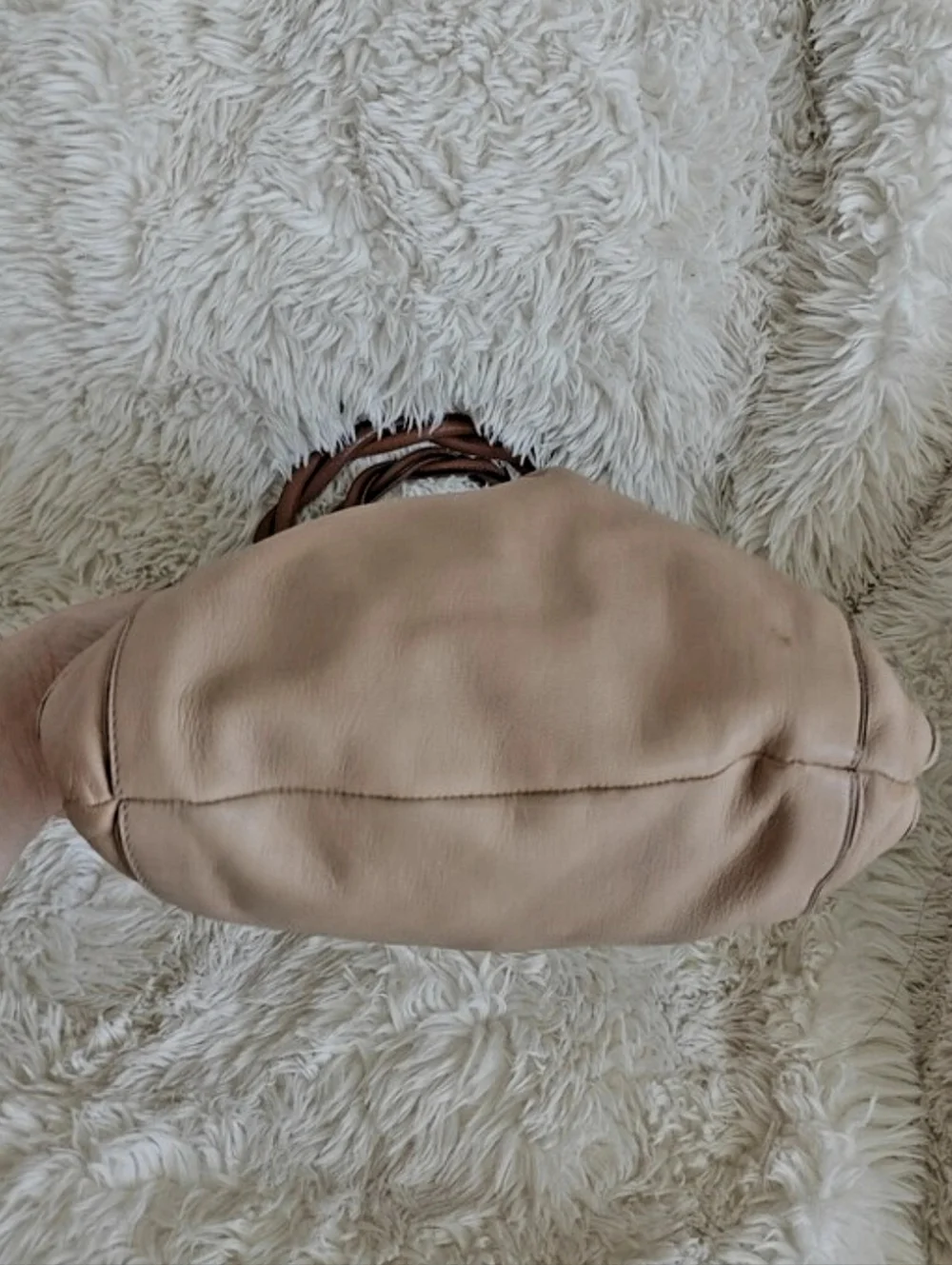 Chloe Amy Two Tone Leather Crossbody Bag - Picture 9 of 16